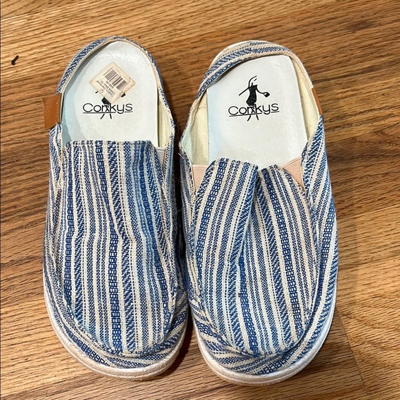 Corkys pontoon Striped Blue and white slides - Picture 2 of 7